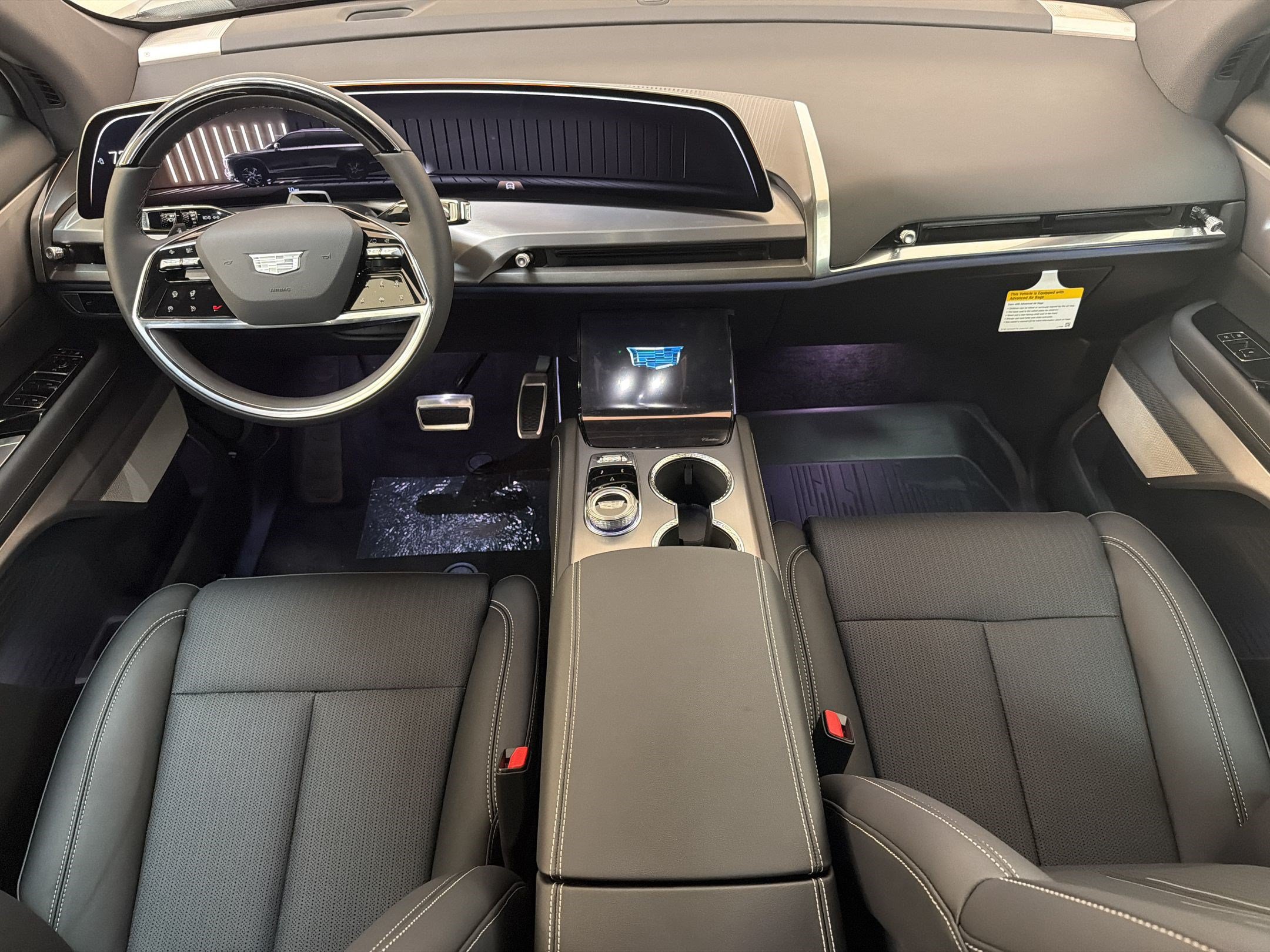 New 2027 Cadillac Vistiq Sport w/ LPO, Floor Liner Package AWD/4WD image 15