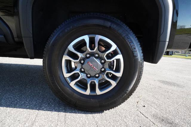 Used 2024 GMC Sierra 2500 SLT w/ SLT Convenience Package AWD/4WD image 41