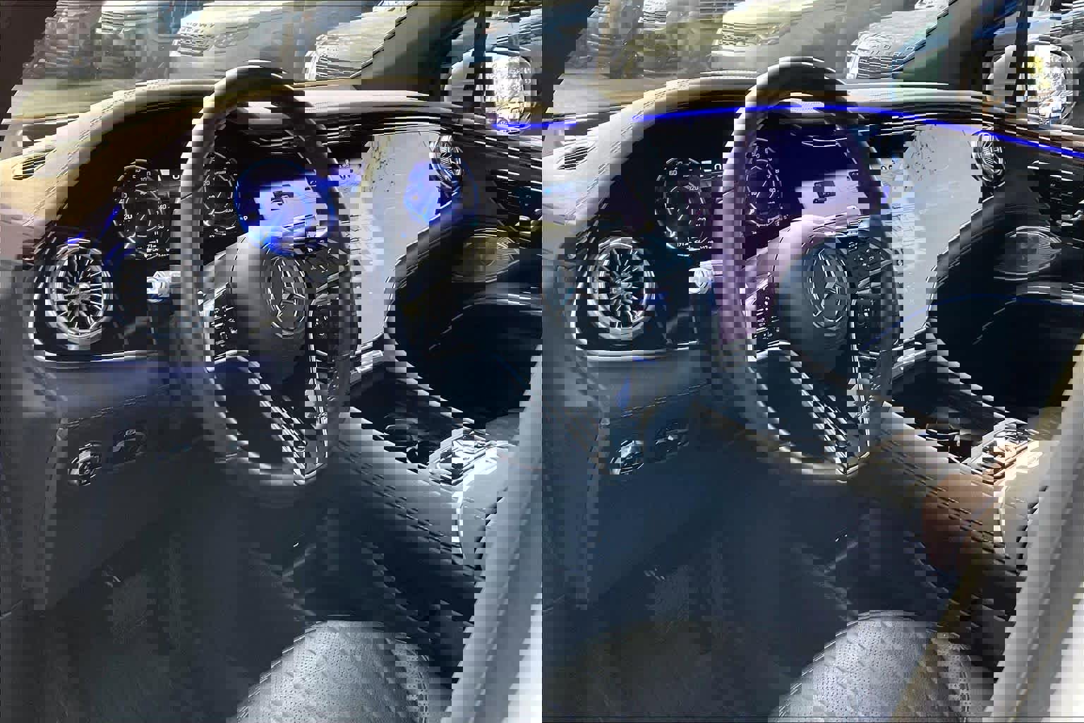 Used 2023 Mercedes-Benz EQS 580 4MATIC SUV image 15