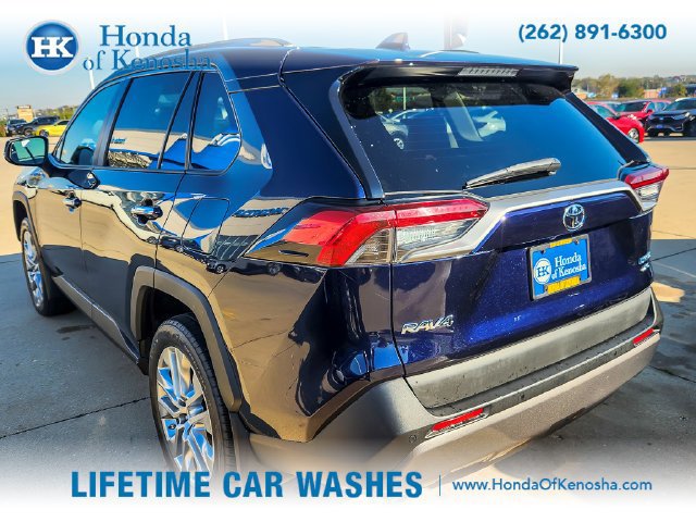 Used 2019 Toyota RAV4 Limited w/ Cold Weather Package AWD/4WD image 7