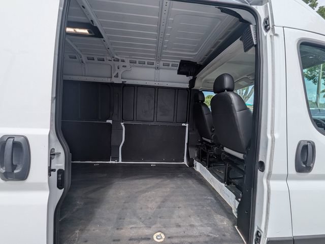 Used 2025 RAM ProMaster 2500 w/ Convenience Group FWD image 27