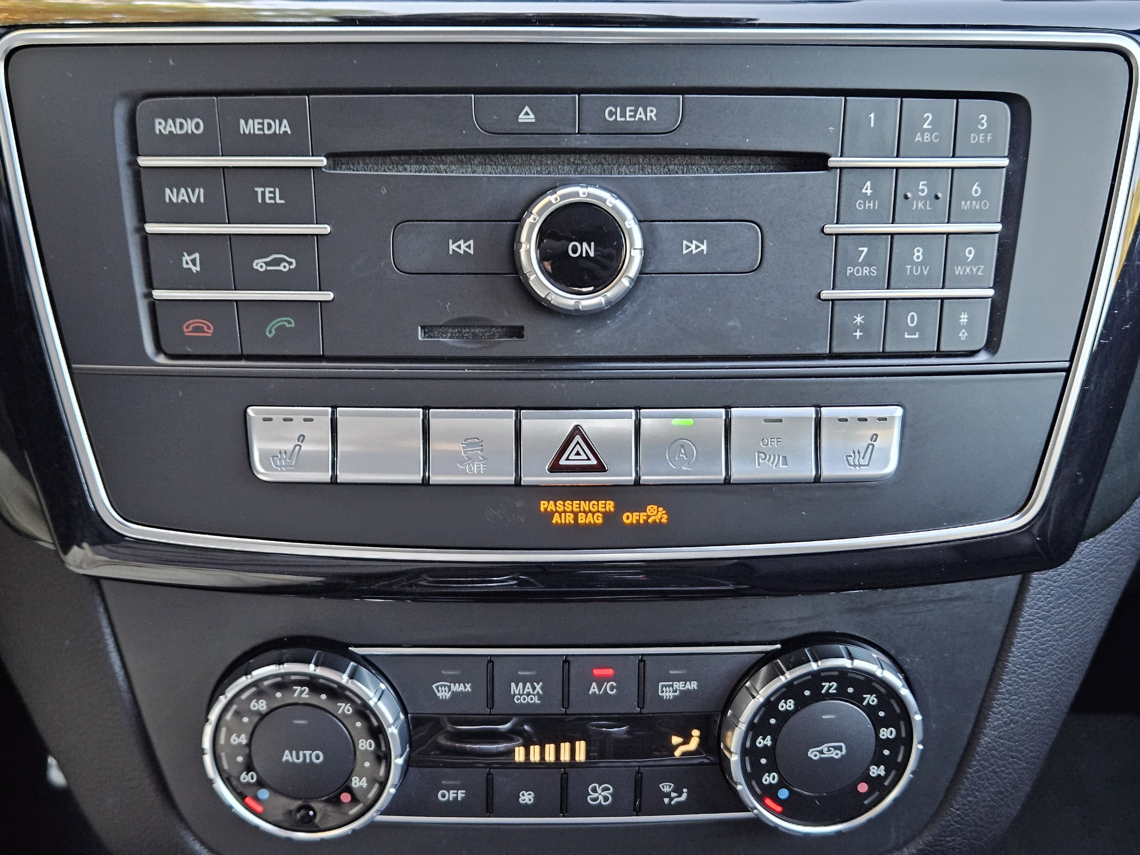 Used 2019 Mercedes-Benz GLE 400 4MATIC image 19