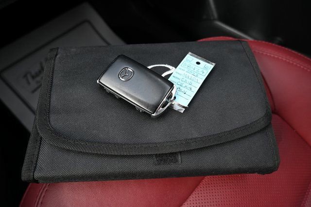 Used 2023 MAZDA CX-5 Carbon Edition image 46