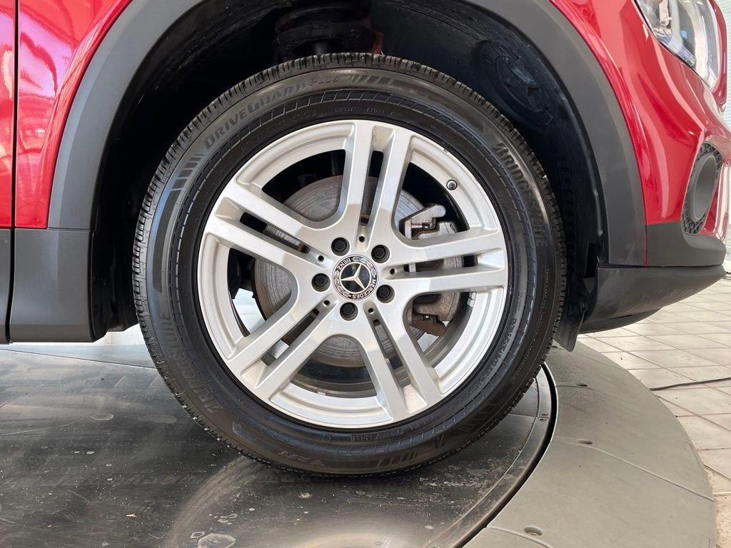 Used 2021 Mercedes-Benz GLB 250 4MATIC image 12