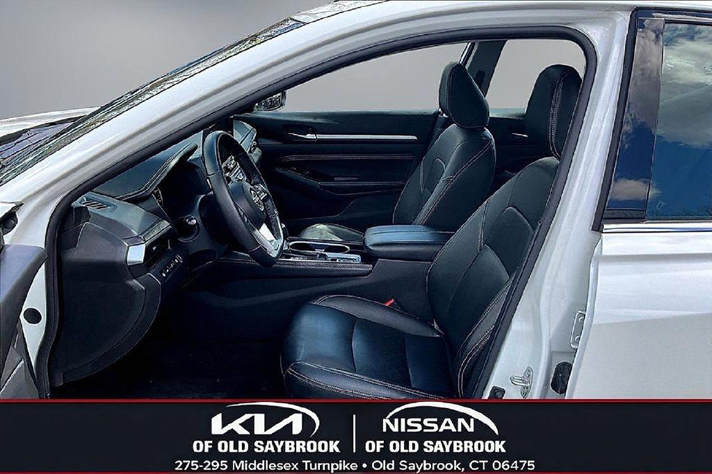 Used 2023 Nissan Altima 2.5 SL FWD image 21