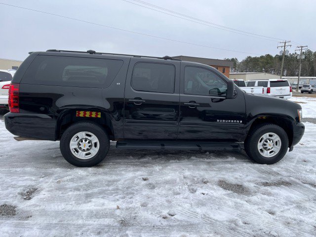 Used 2009 Chevrolet Suburban 2500 LT w/ Luxury Package image 6