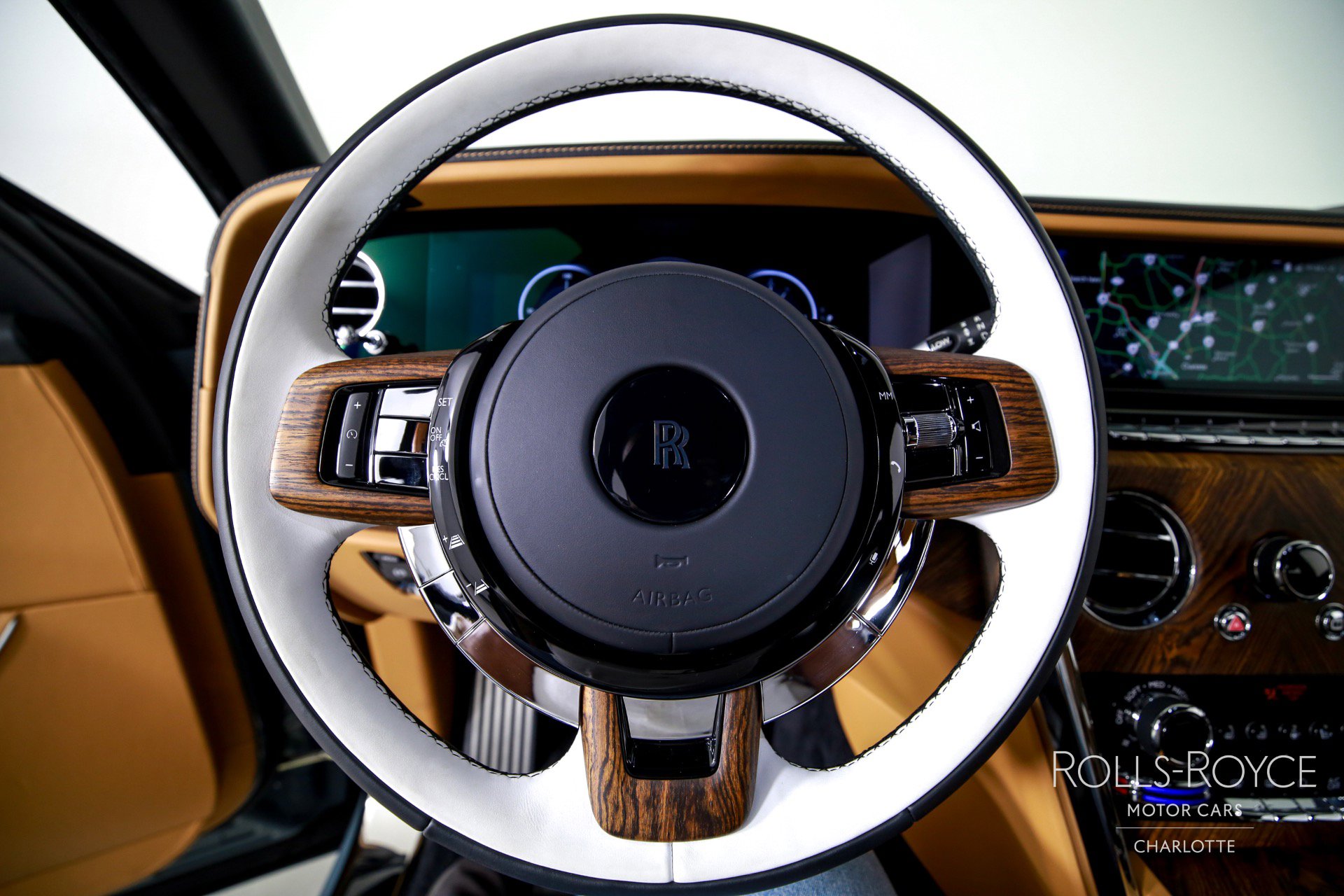 Certified 2025 Rolls-Royce Cullinan image 15