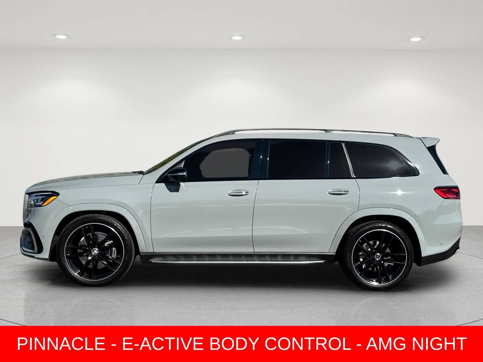 Certified 2025 Mercedes-Benz GLS 580 4MATIC image 3