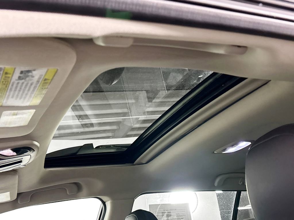 Certified 2025 Subaru Outback Onyx Edition image 19