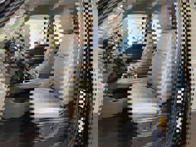 New 2025 Ford F150 Lightning Flash image 16