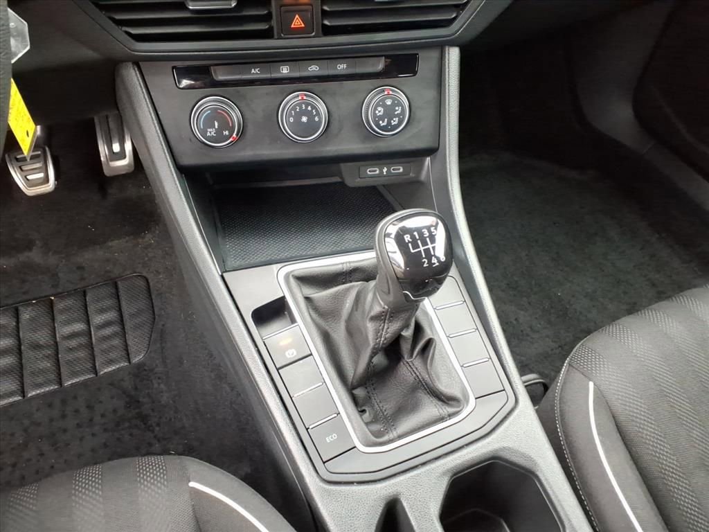 Used 2023 Volkswagen Jetta Sport image 25