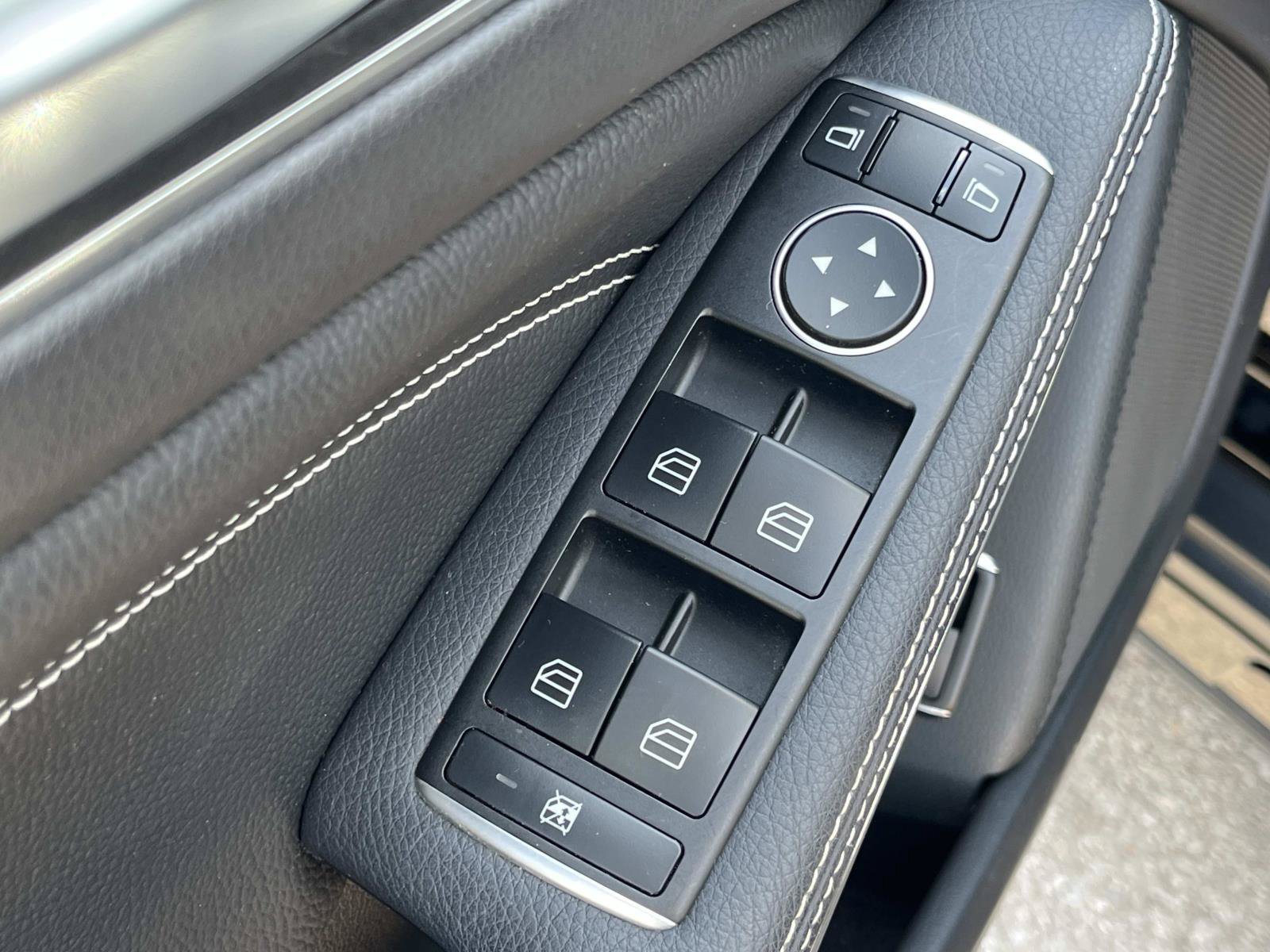 Certified 2020 Mercedes-Benz GLA 250 image 29