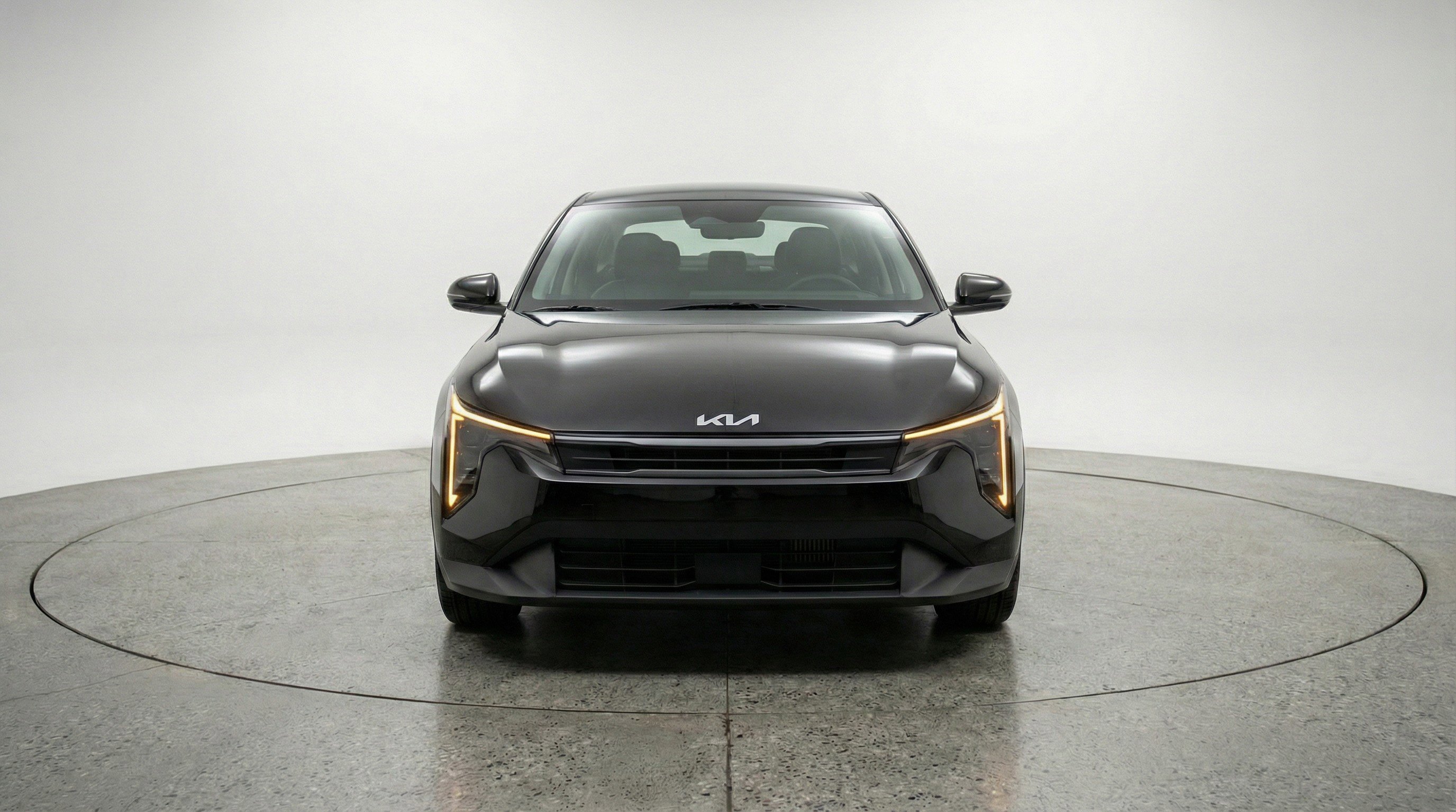Used 2025 Kia K4 FWD image 2