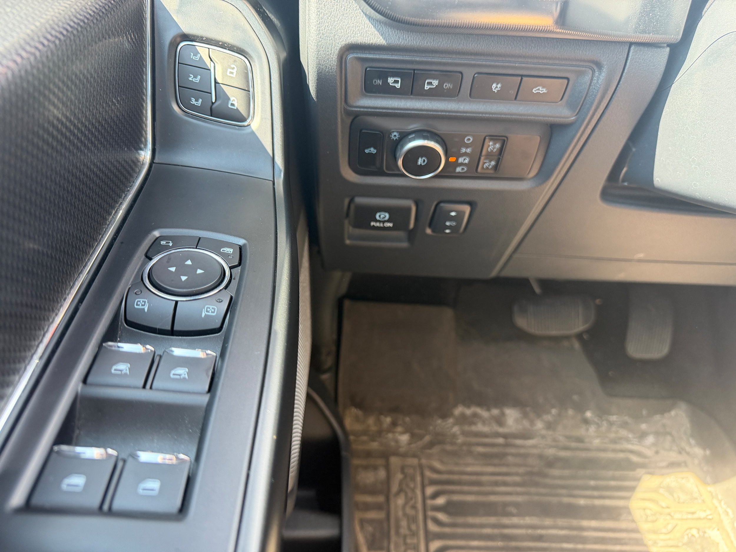 Certified 2024 Ford F150 Raptor AWD/4WD image 17