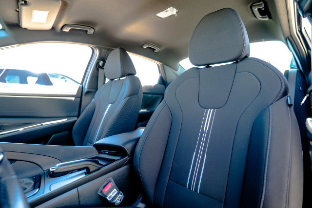New 2026 Hyundai Elantra Sport FWD image 5