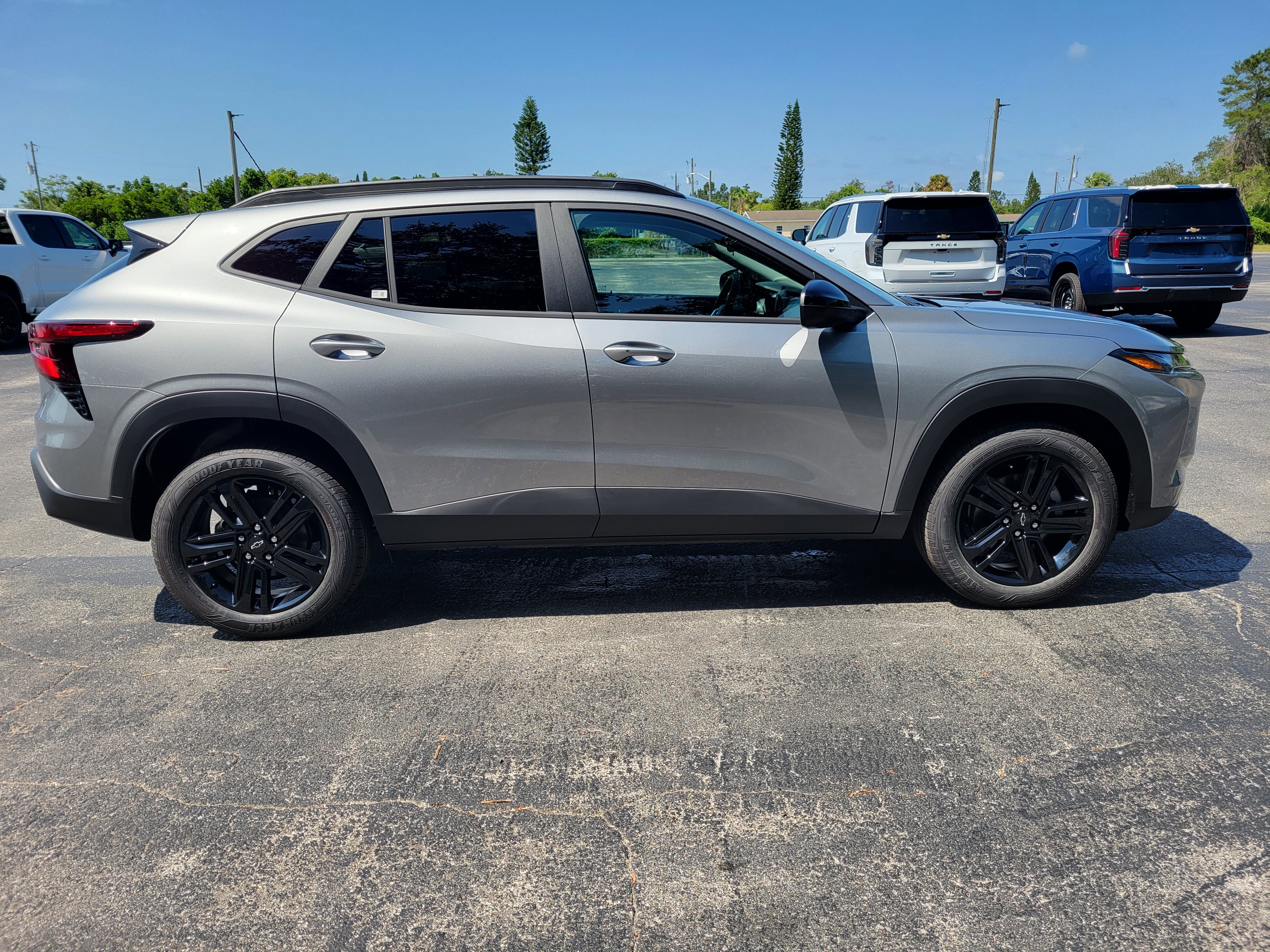 New 2026 Chevrolet Trax ACTIV w/ Driver Confidence Package FWD image 4