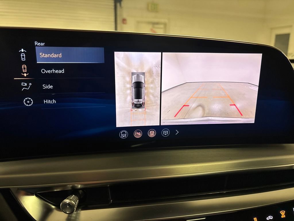 New 2026 Cadillac Lyriq Premium Luxury image 37