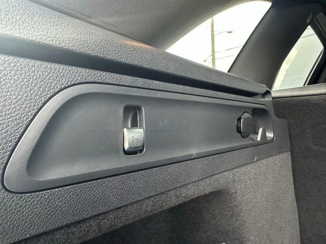 Certified 2022 Mercedes-Benz GLC 300 4MATIC image 42