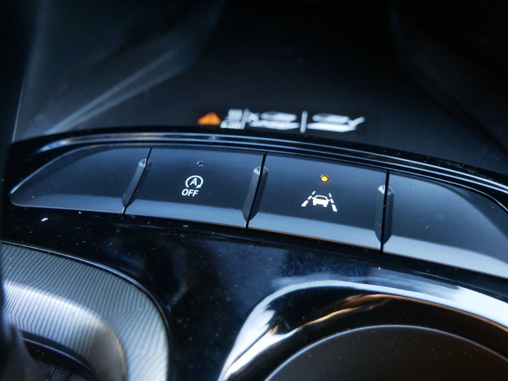 Certified 2024 Buick Envista Sport Touring w/ Convenience I Package image 24