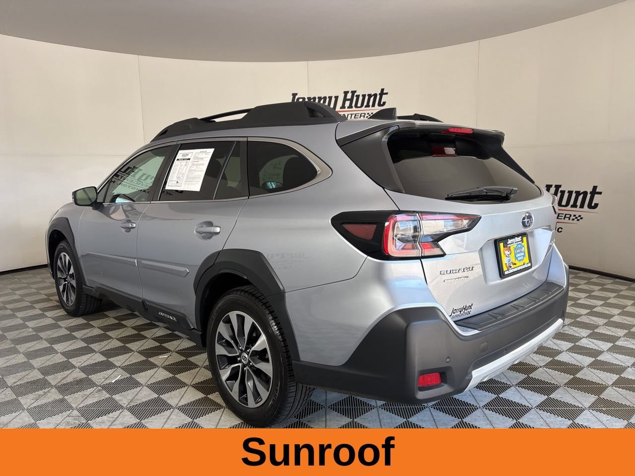 Used 2024 Subaru Outback Limited AWD/4WD image 9