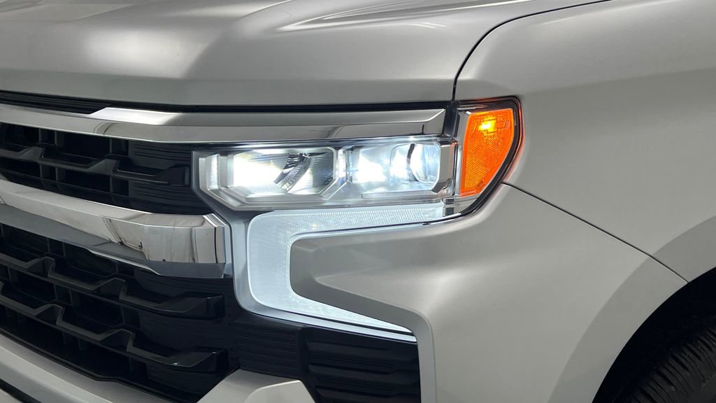 Used 2022 Chevrolet Silverado 1500 LT image 22