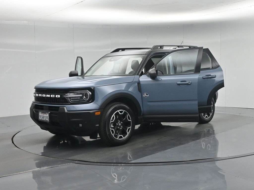 Certified 2025 Ford Bronco Sport Outer Banks w/ Outer Banks Tech Package+ image 33