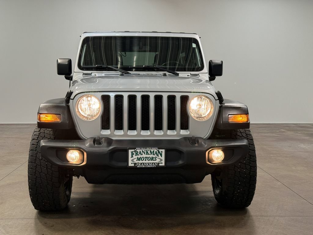 Used 2022 Jeep Wrangler Unlimited Sport image 29