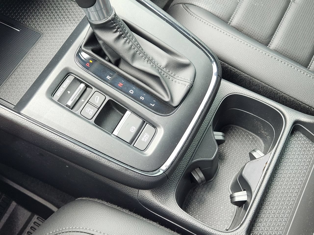 Used 2026 Honda CR-V EX-L image 17