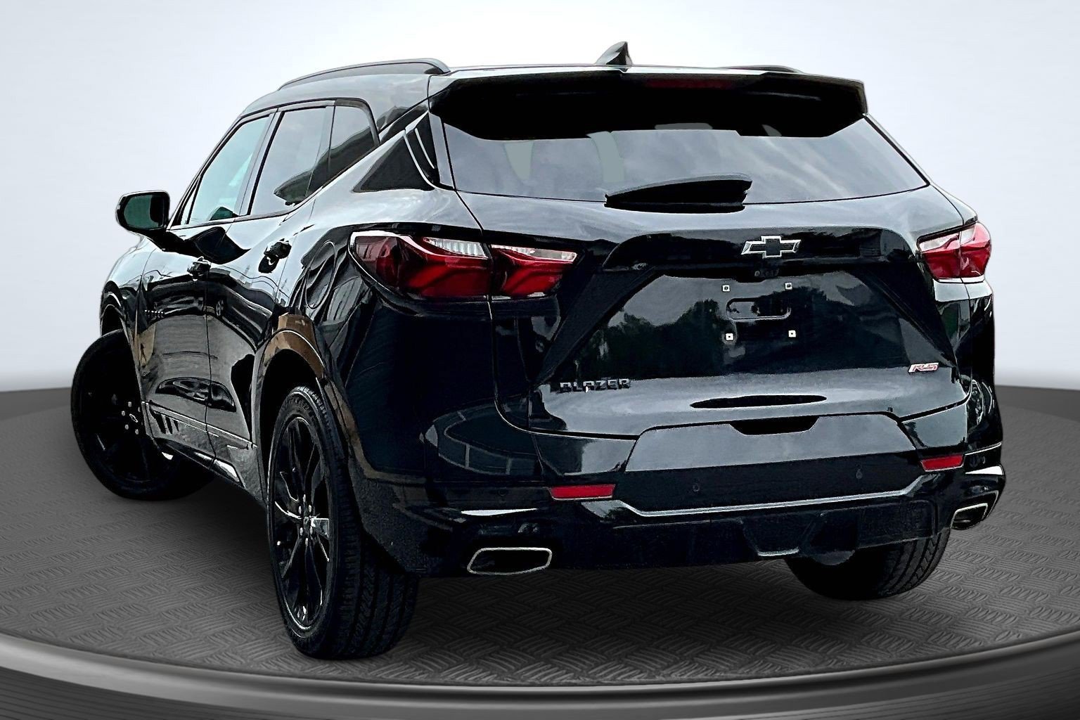 Used 2021 Chevrolet Blazer RS w/ Enhanced Convenience Package FWD image 3