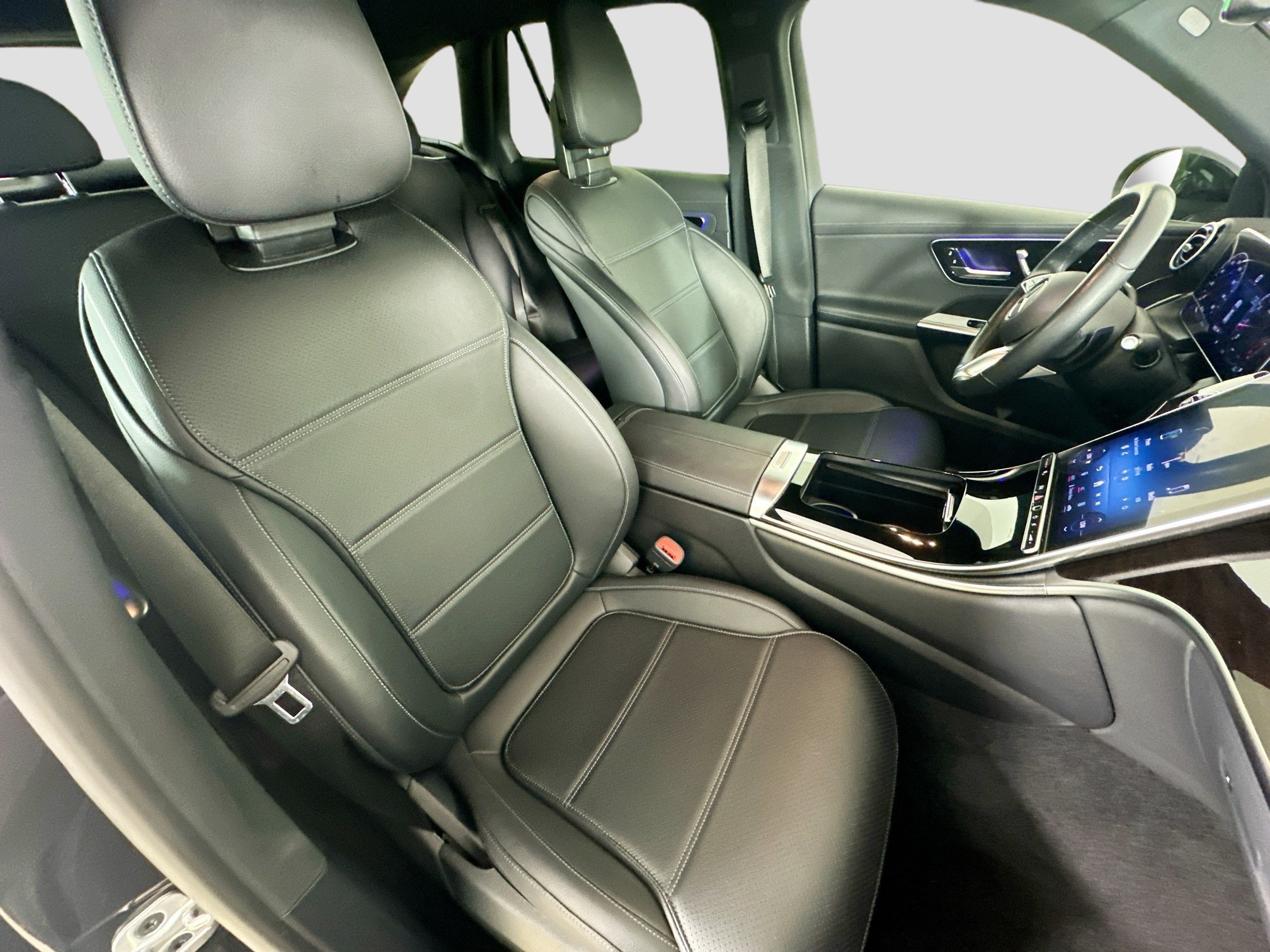 Certified 2023 Mercedes-Benz GLC 300 4MATIC image 32