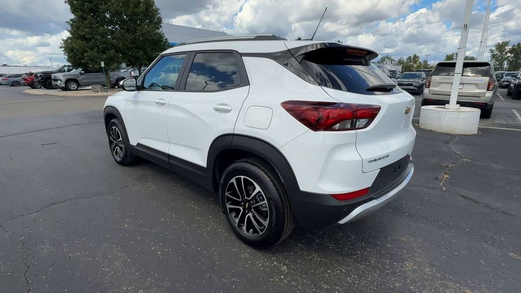 New 2025 Chevrolet TrailBlazer LT w/ Convenience Package image 6