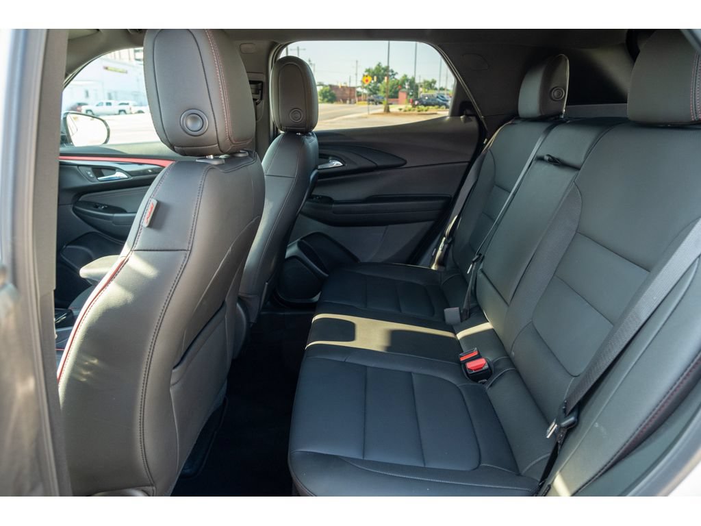 Used 2024 Chevrolet TrailBlazer RS w/ Convenience Package FWD image 13