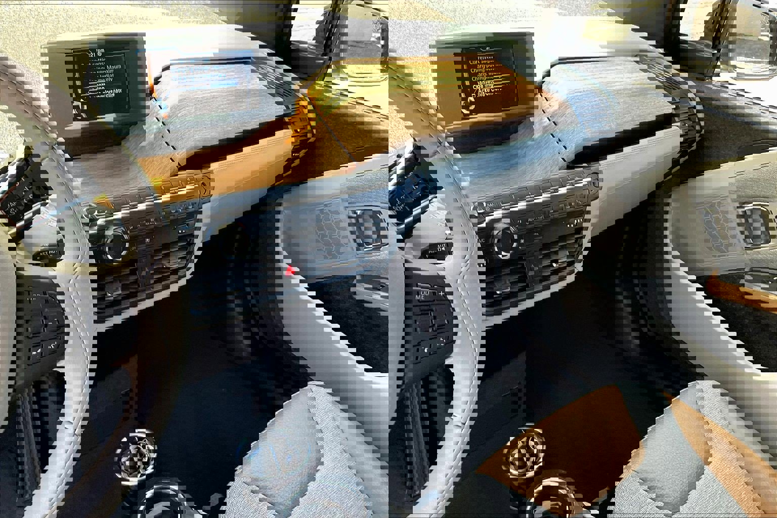 Used 2016 BMW i3 image 4