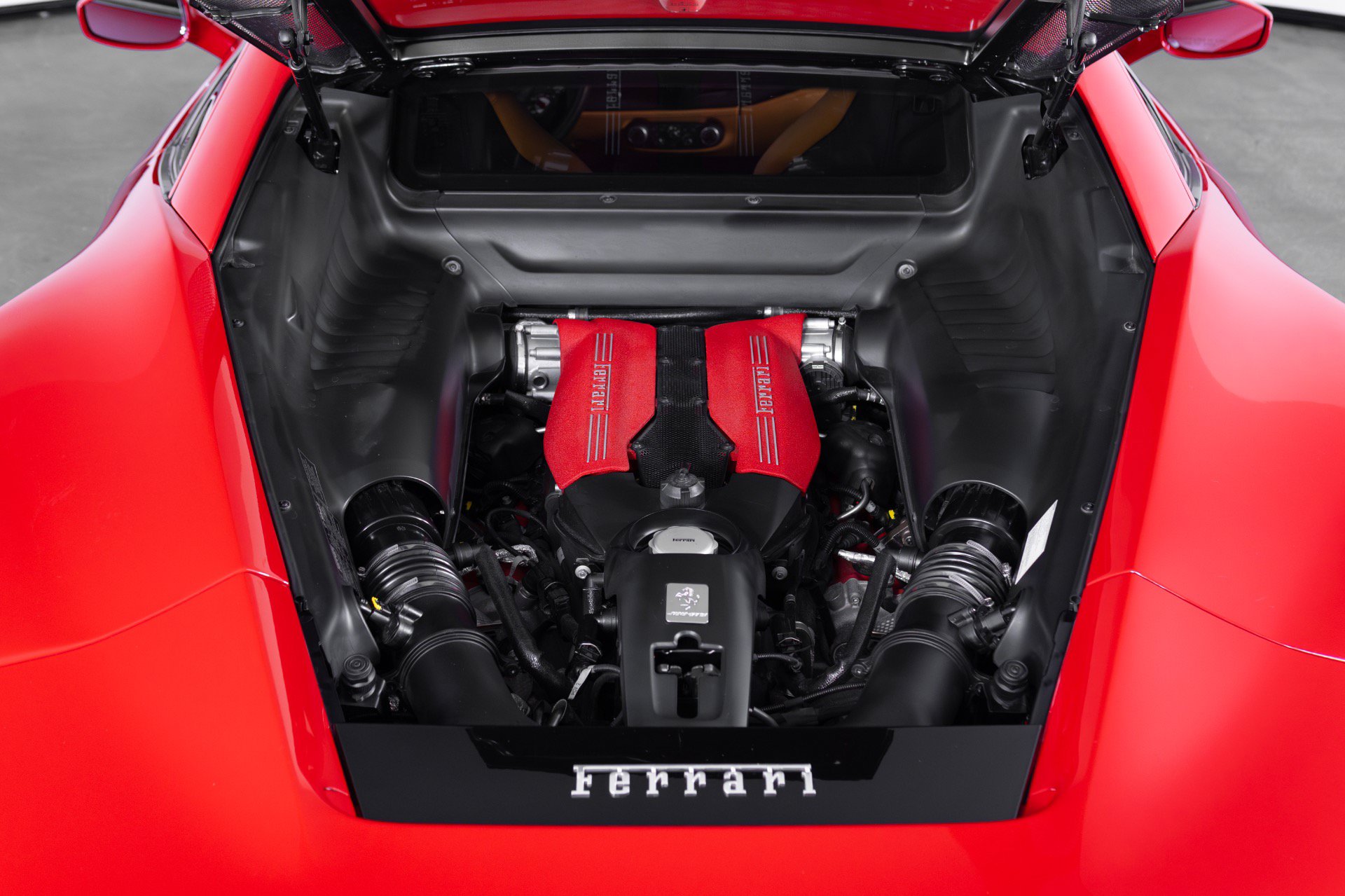 Used 2017 Ferrari 488 GTB RWD image 64