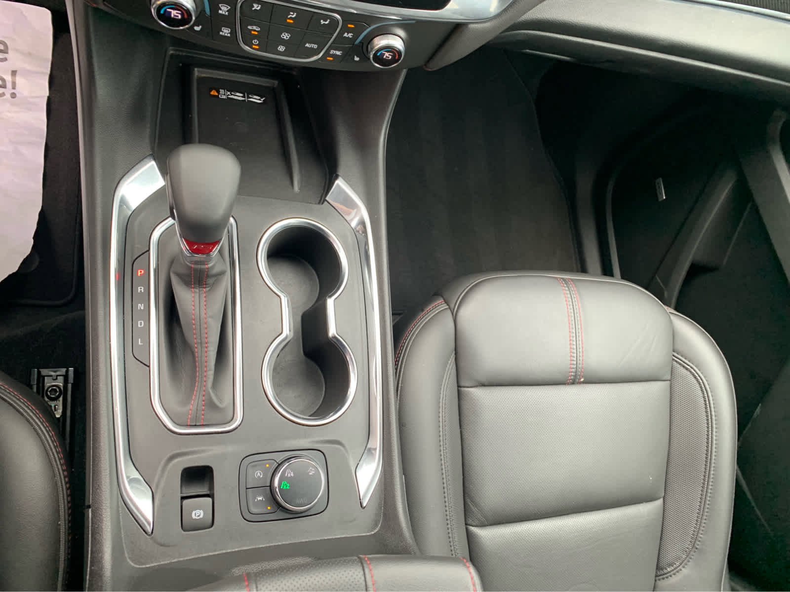 Used 2023 Chevrolet Traverse RS image 20