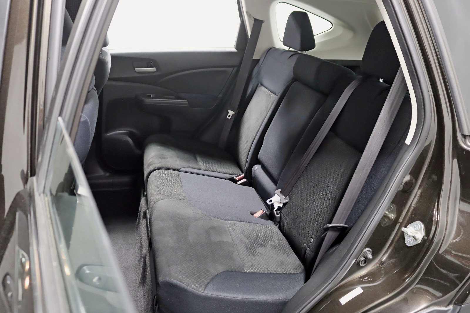 Used 2015 Honda CR-V LX image 24