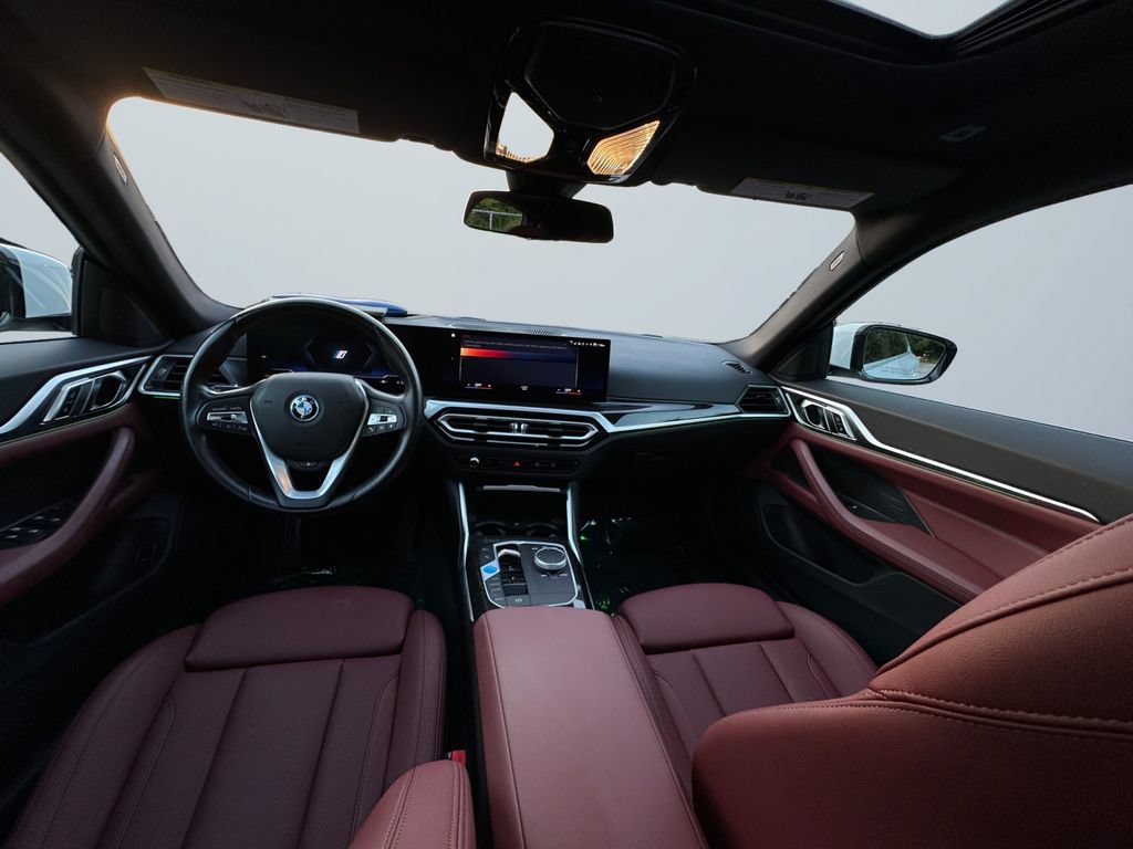 Used 2023 BMW i4 eDrive35 w/ Premium Package RWD image 10