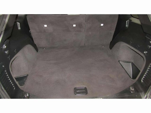 Used 2020 Jeep Grand Cherokee Altitude image 15