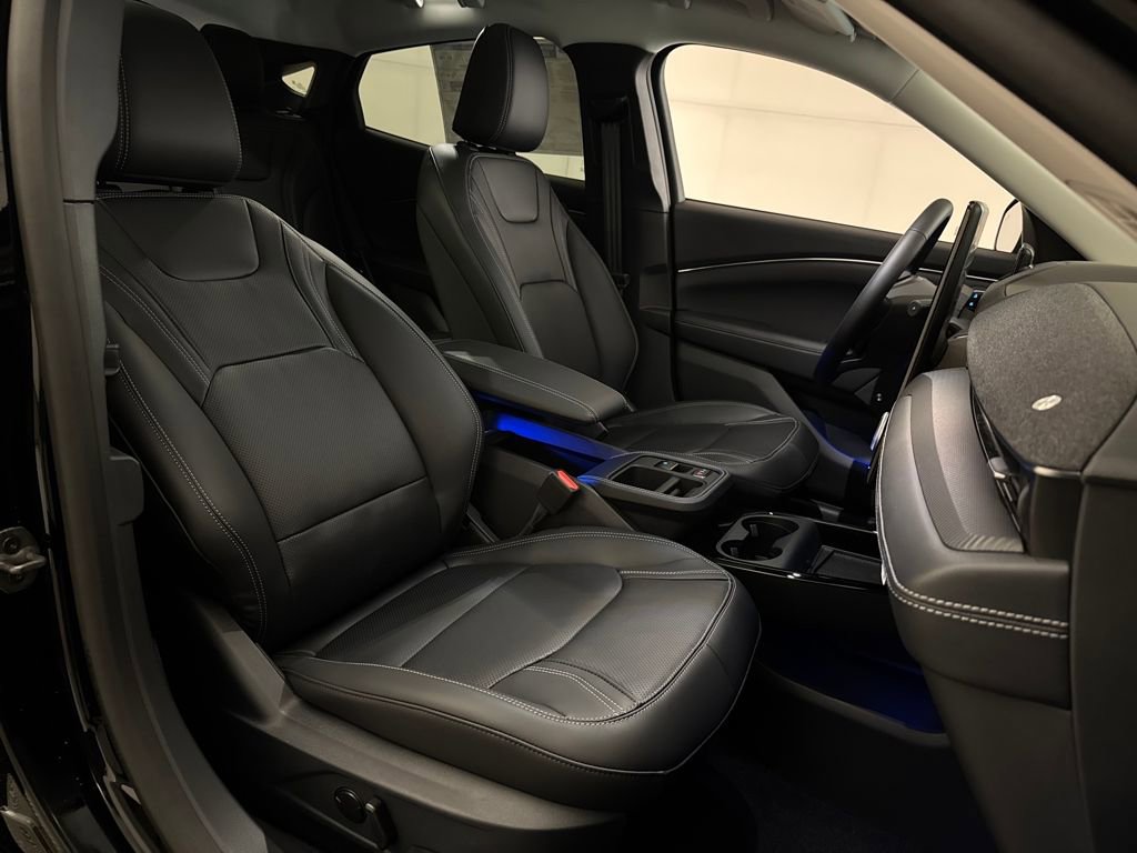 New 2025 Ford Mustang Mach-E Premium image 26