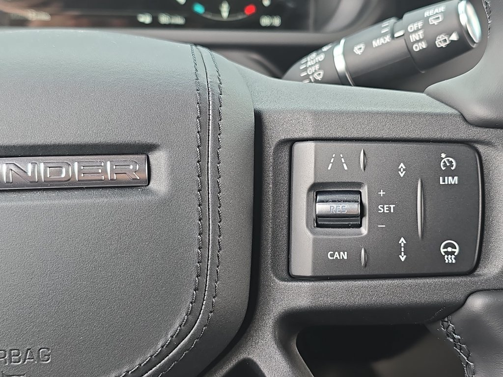 New 2026 Land Rover Defender 110 X AWD/4WD image 18