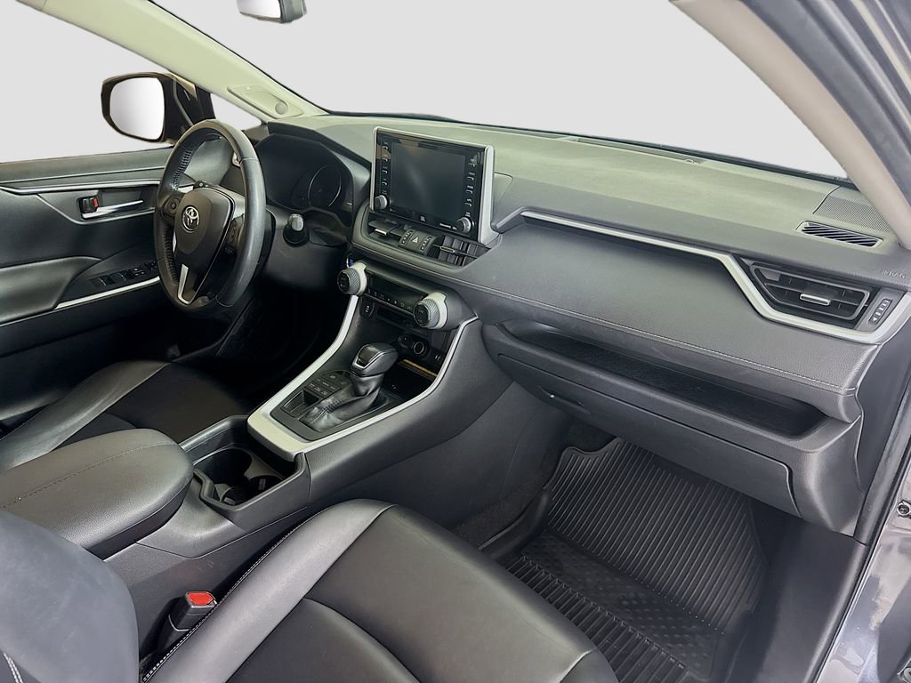 Used 2019 Toyota RAV4 XLE Premium w/ Advanced Technology Package image 30