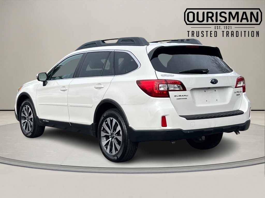 Used 2015 Subaru Outback 3.6R Limited image 3