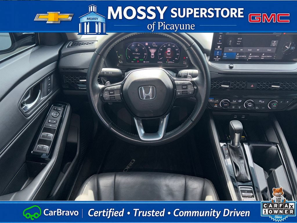 Used 2023 Honda Accord Touring image 13