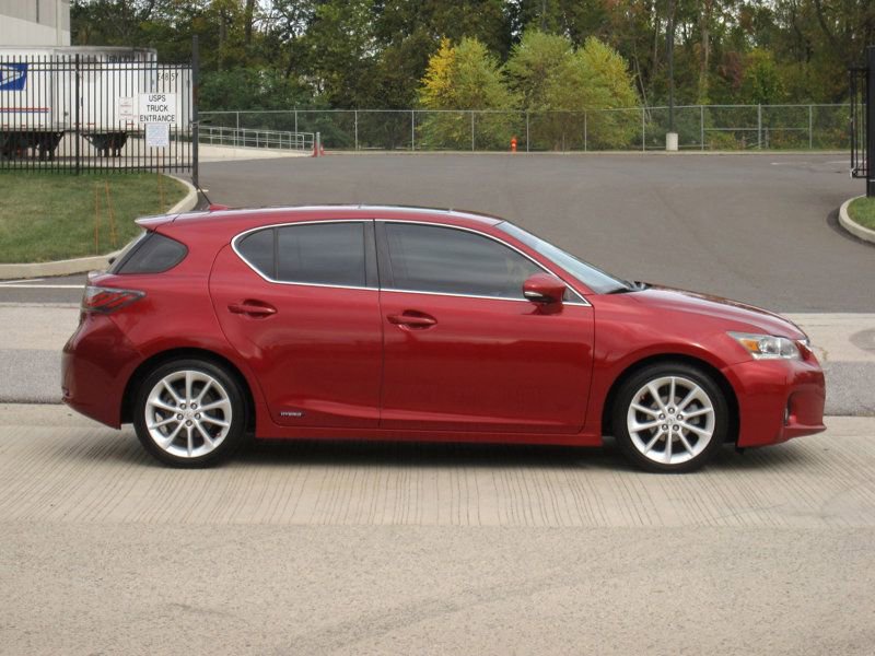 Used 2013 Lexus CT 200h image 9