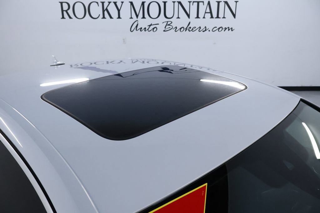 Used 2019 Audi A4 2.0T Premium w/ Convenience Package image 12