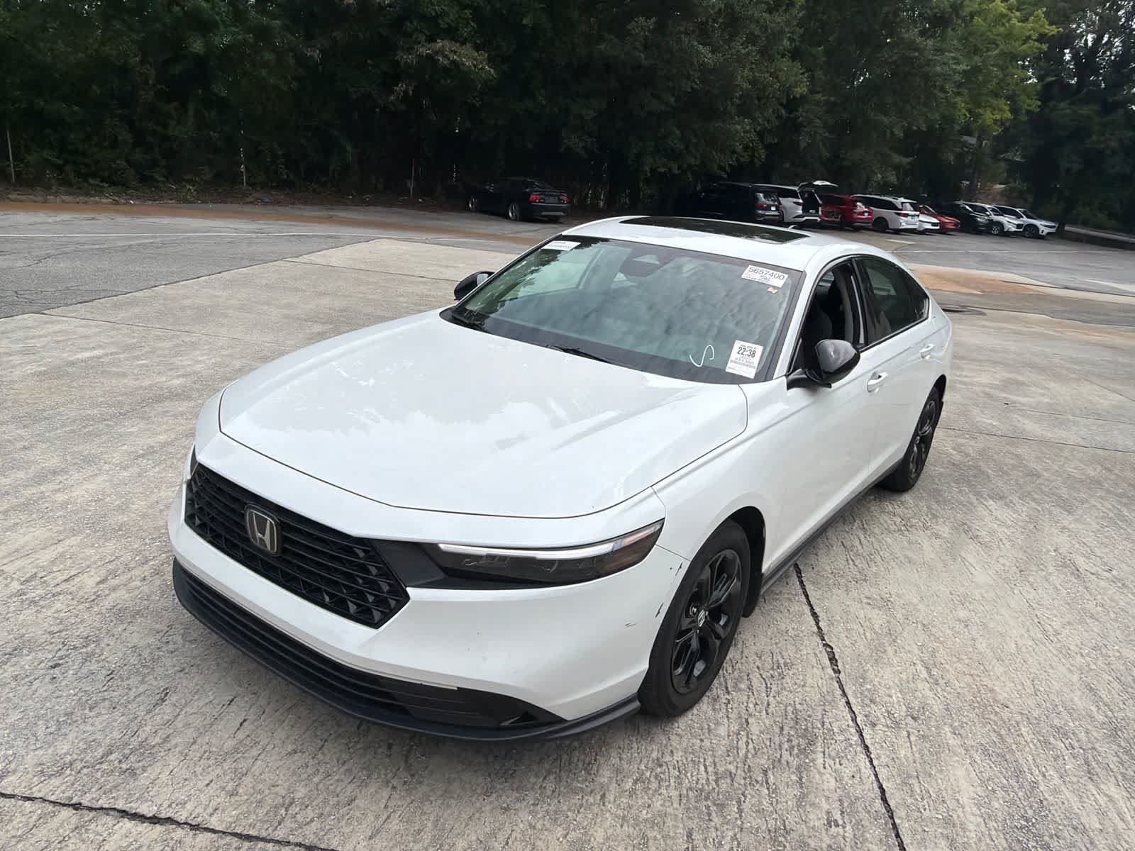Certified 2025 Honda Accord SE image 3