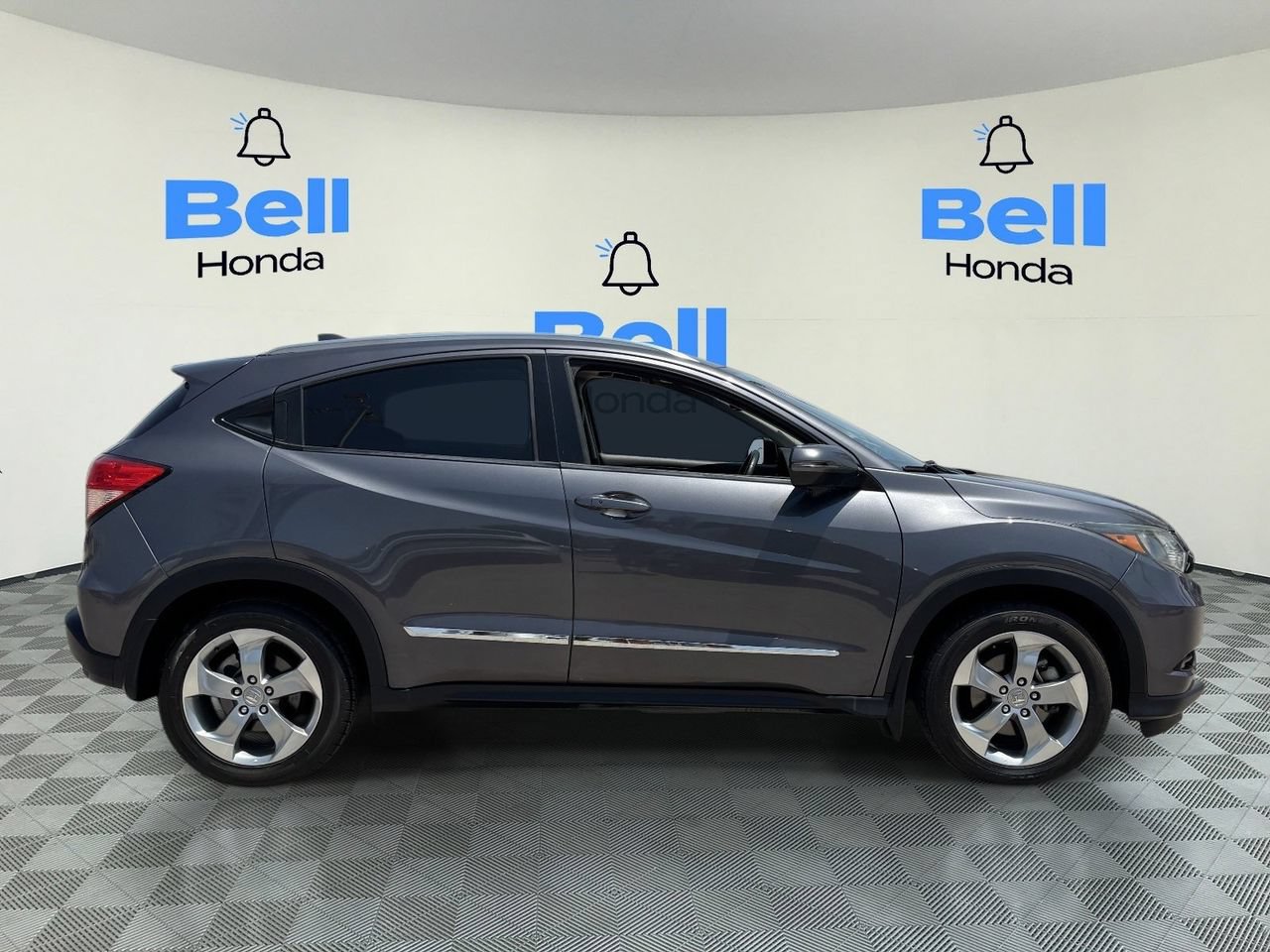 Certified 2017 Honda HR-V EX-L image 5