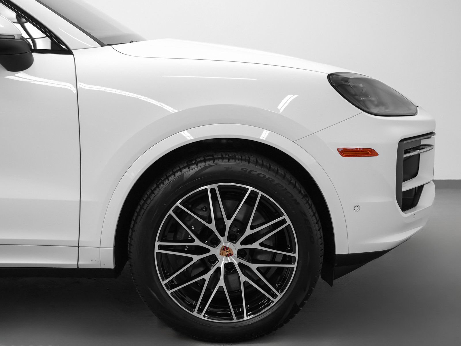 New 2026 Porsche Cayenne Coupe AWD/4WD image 14