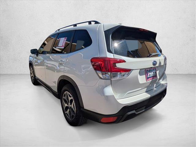 Used 2022 Subaru Forester Premium image 7