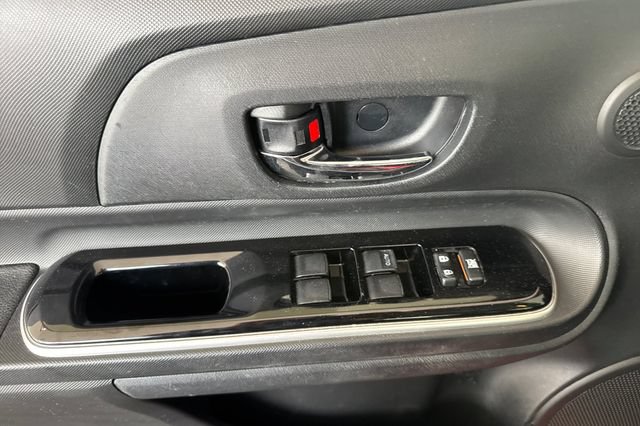 Used 2019 Toyota Prius C FWD image 8